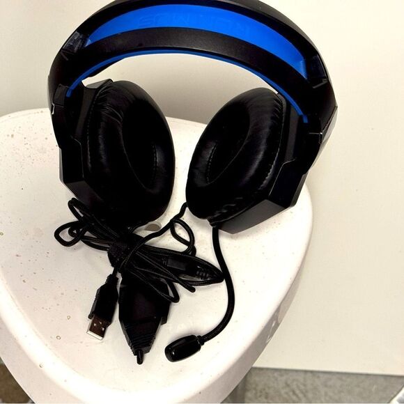Rumus Gaming Headset New blue in color - Picture 1 of 5